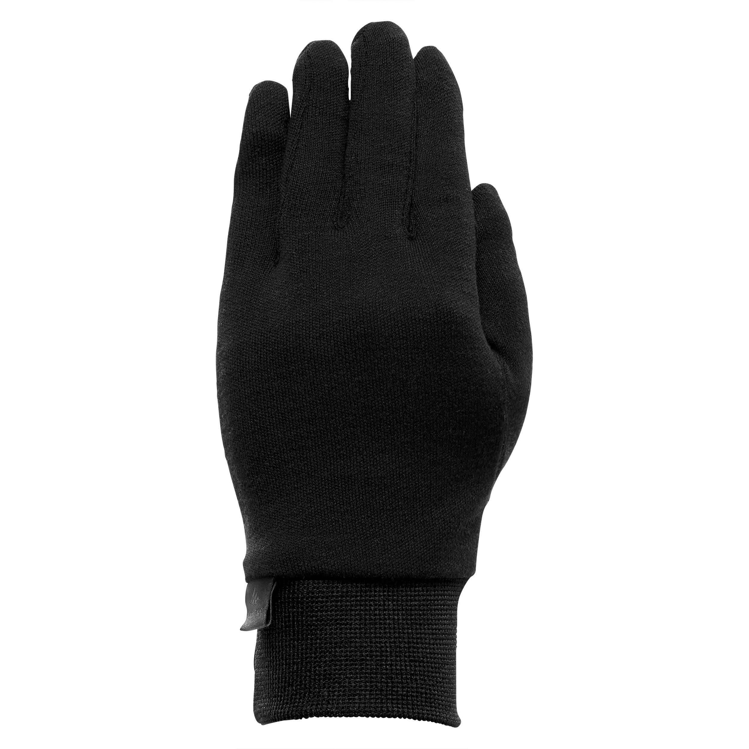 Detské turistické spodné rukavice sh500 dotykové a hodvábne 6-14 rokov ČIERNA 10 ROKOV