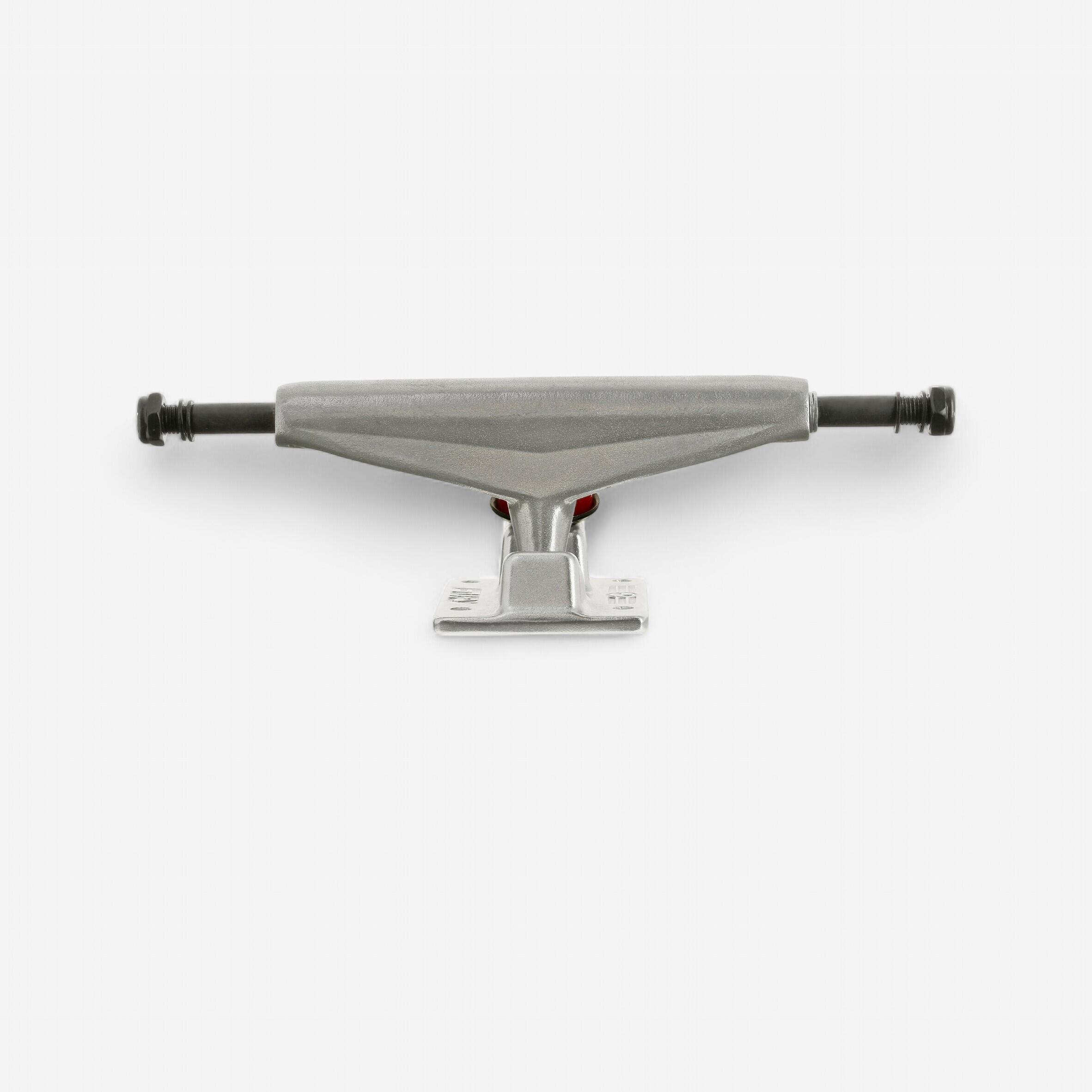 OXELO Truck Fury na skateboard s kovanou baseplate veľkosti 8